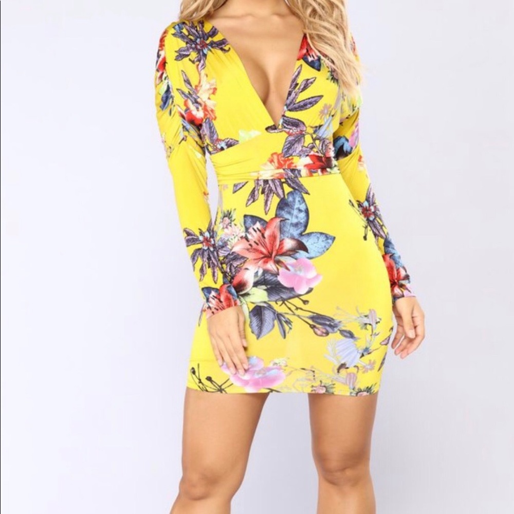 Amorr mio floral dress- yellow 💛💛💛